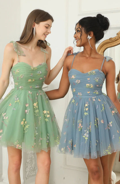 Sleeveless A Line Homecoming Dress  Short Embroidery Flowers Tulle Formal Dress 1577