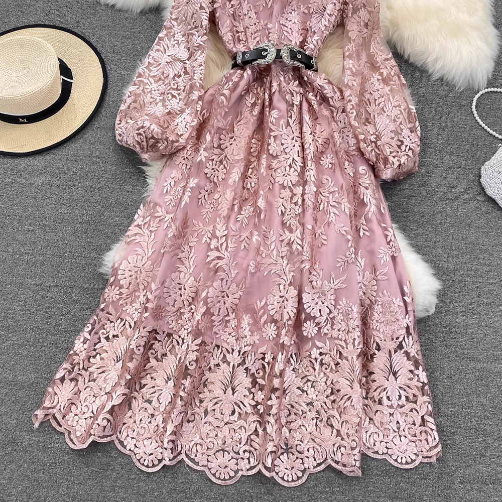 Long Sleeves  A Line Mesh Embroidery Lace Dress Long Skirt 1551