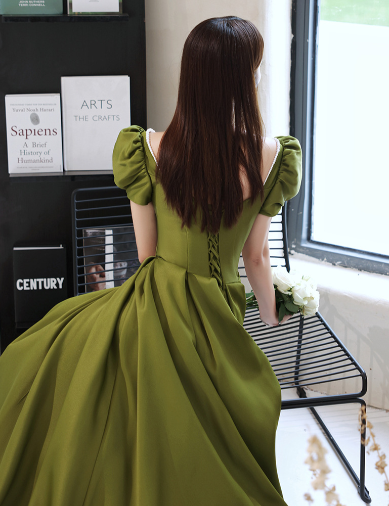 Green Short Sleeves Satin Prom Dress A Line Evening Party Dress 1702